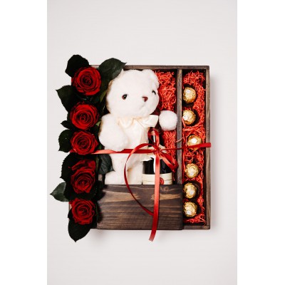 Wooden boxes arrangements with flowers