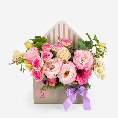 Envelope box of flowers