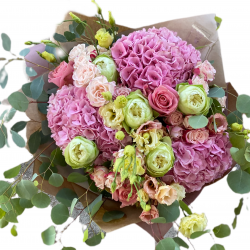 Bouquet of Hydrangeas, Roses and Spray Roses