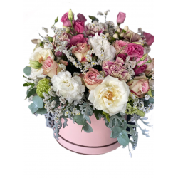 Box of Roses, carnations, Eustoma 