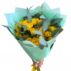 Bouquet of Spray Roses (Yellow ) and Eucalyptus 